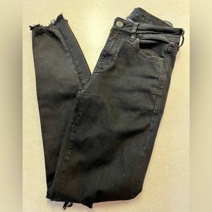 AMERICAN EAGLE STRETCH JEANS!